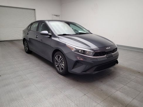 Used 2023 Kia Forte LXS image 11