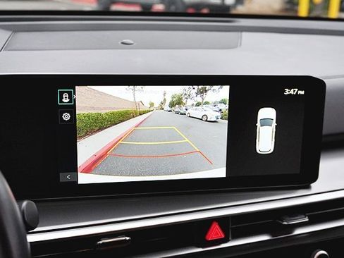 Used 2024 Kia Sorento S image 27