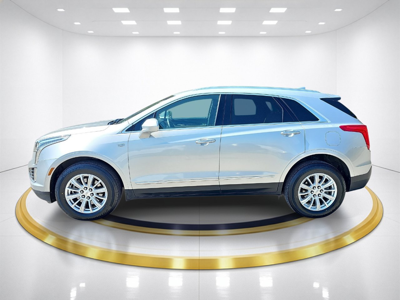 Used 2017 Cadillac XT5 FWD image 8