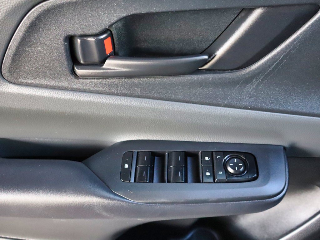 Used 2024 Toyota Prius LE AWD/4WD image 47