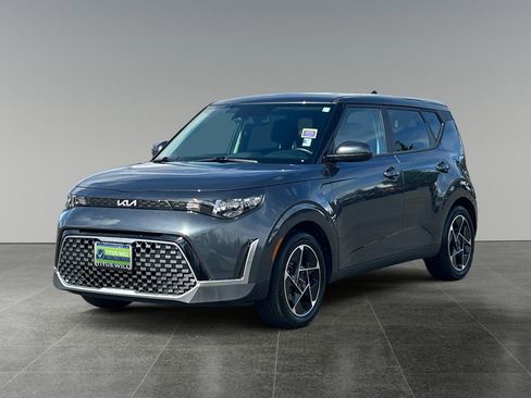 Used 2024 Kia Soul EX FWD image 4