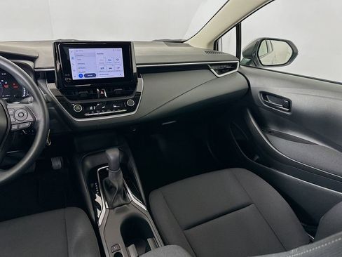 Used 2026 Toyota Corolla LE image 22