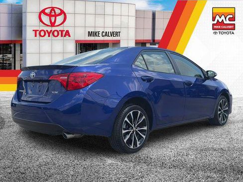 Certified 2017 Toyota Corolla XSE FWD image 5