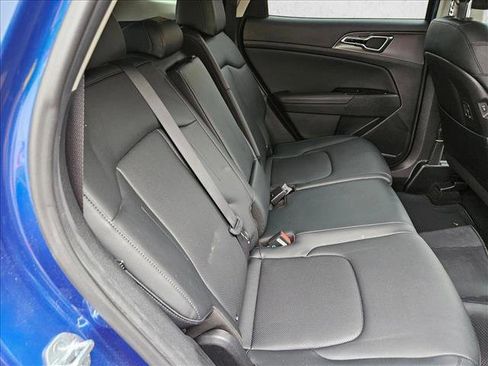 Used 2023 Kia Sportage SX image 21