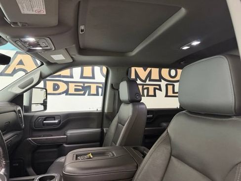 Used 2020 Chevrolet Silverado 3500 LTZ w/ LTZ Premium Package AWD/4WD image 14