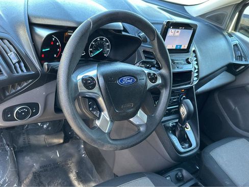 Used 2020 Ford Transit Connect XL image 4