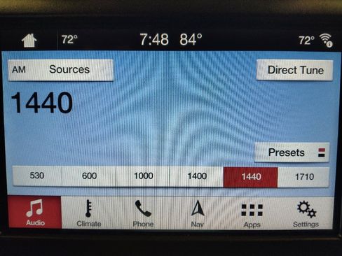 Used 2018 Ford Fusion SE w/ Fusion SE Technology Package FWD image 25