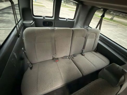 Used 2019 Chevrolet Express 3500 LT w/ LT Preferred Equipment Group image 16