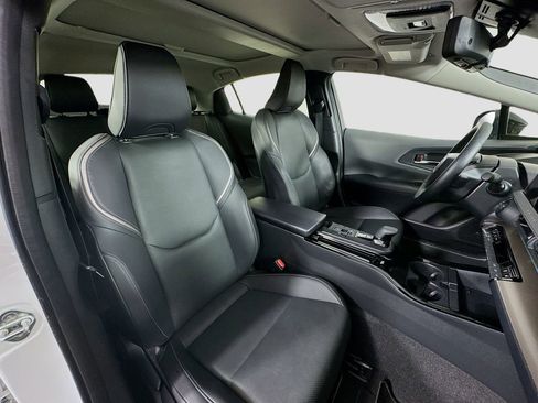 Used 2024 Toyota Prius Limited w/ Limited Premium Package image 29