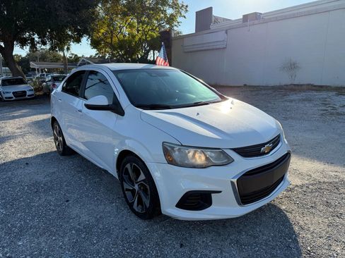 Used 2017 Chevrolet Sonic LT w/ Convenience Package image 3