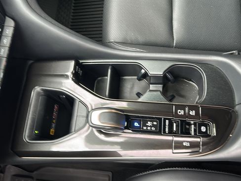 Certified 2024 Toyota Crown Limited image 16