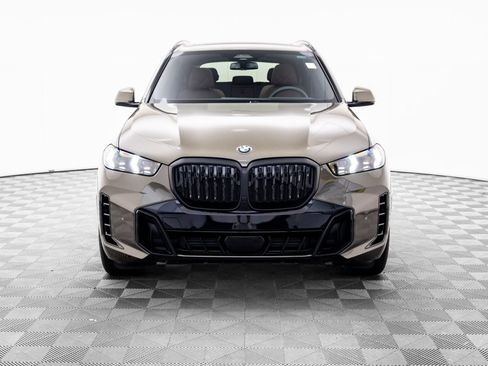 Used 2026 BMW X5 xDrive40i w/ M Sport Package AWD/4WD image 9