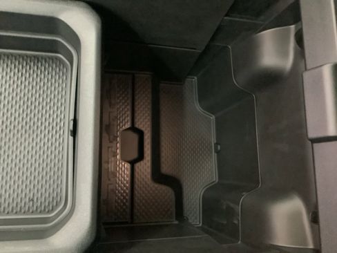 New 2026 RAM 3500 Laramie AWD/4WD image 26