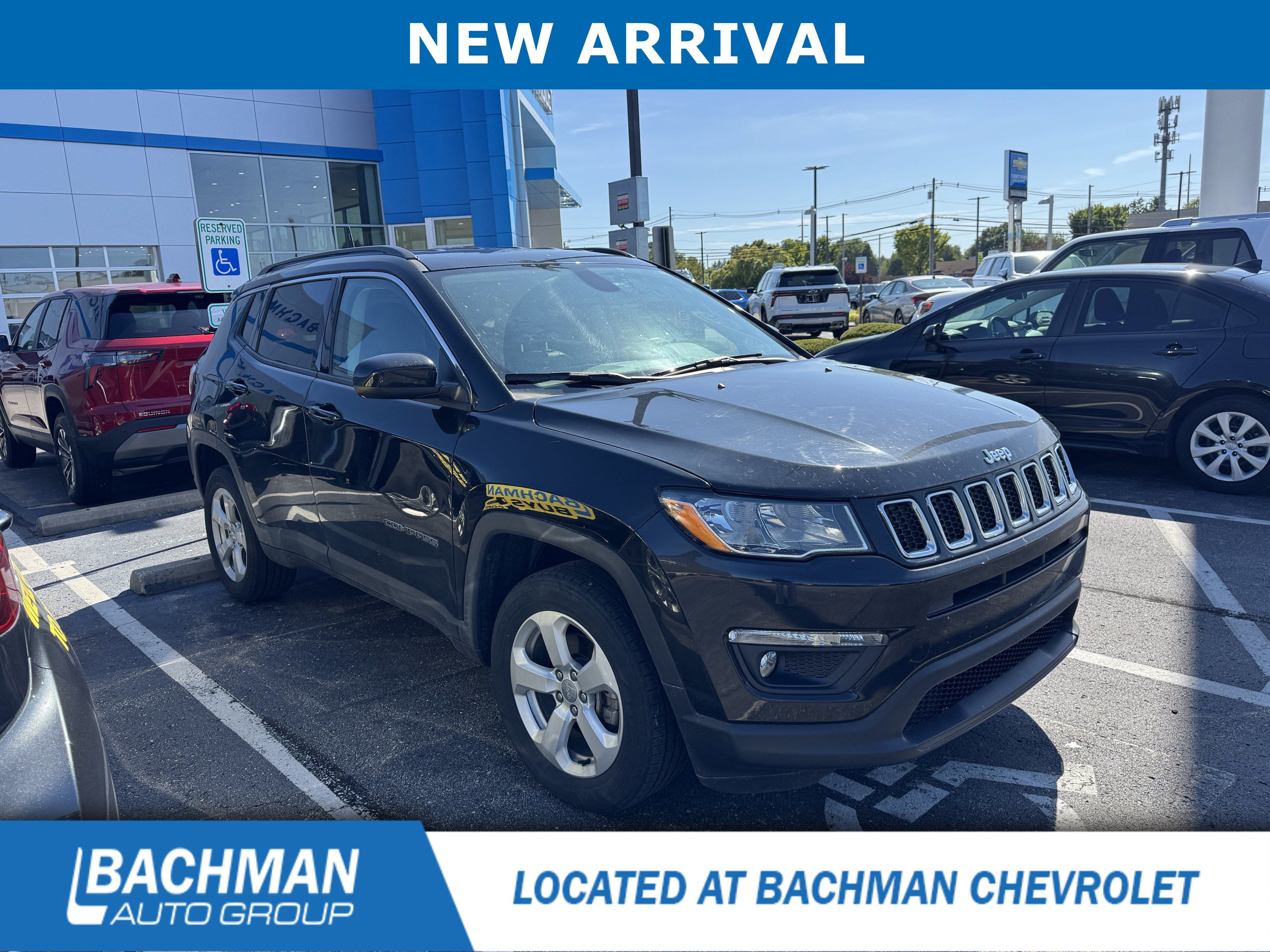 Used 2020 Jeep Compass Latitude w/ Cold Weather Group AWD/4WD image 1