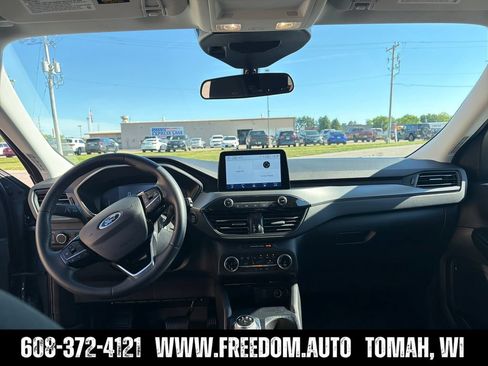 Used 2024 Ford Escape Active AWD/4WD image 12