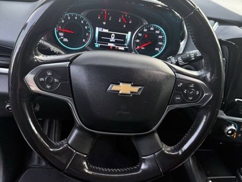 Used 2019 Chevrolet Traverse LT w/ LT Premium Package image 18