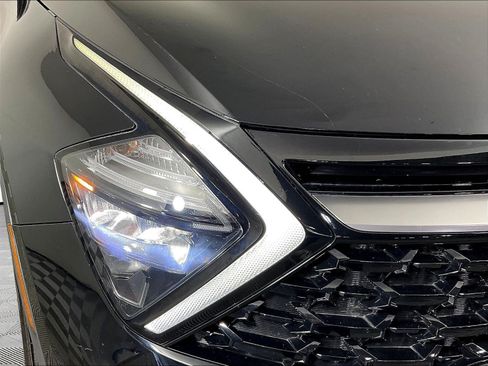 Used 2023 Kia Sportage X-Line w/ X-Line Premium Package AWD/4WD image 32
