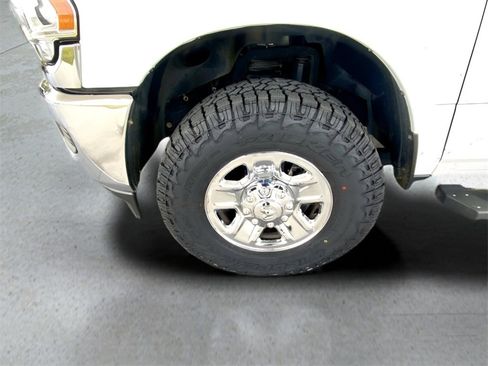 Used 2022 RAM 2500 Big Horn image 12