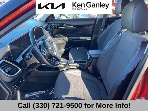 Certified 2024 Kia Seltos S image 43