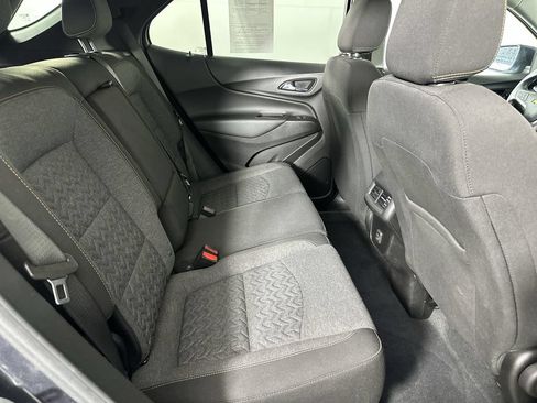 Used 2022 Chevrolet Equinox LT AWD/4WD image 27