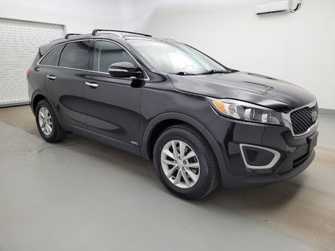 Used 2018 Kia Sorento AWD image 11