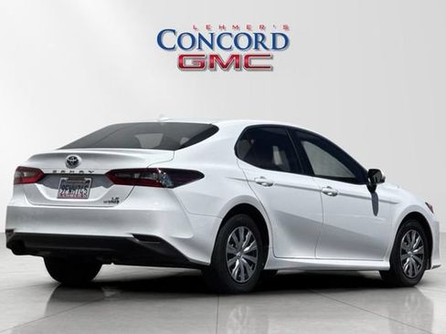 Used 2023 Toyota Camry LE FWD image 4