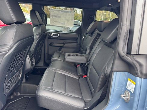 New 2025 Ford Bronco Badlands w/ Sasquatch Package image 28