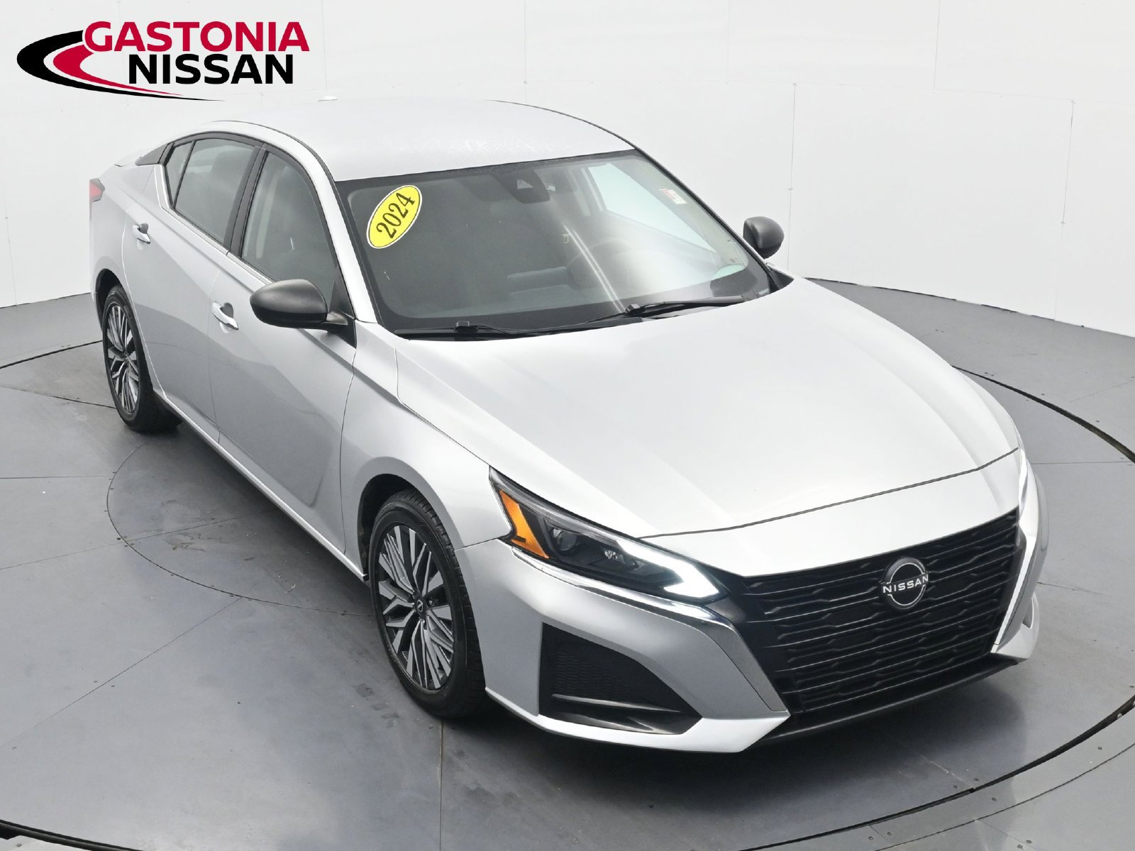 Used 2024 Nissan Altima 2.5 SV FWD image 25