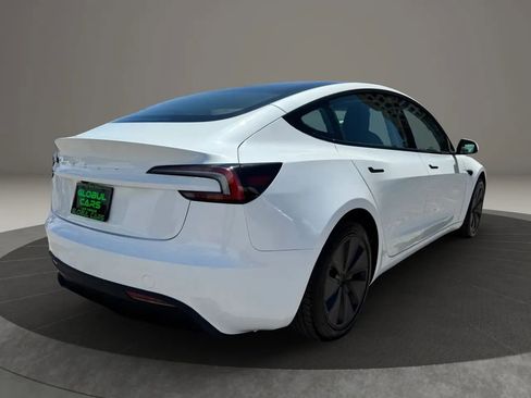 Used 2024 Tesla Model 3 Standard Range RWD image 5