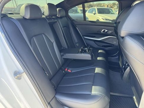 Used 2024 BMW 330i xDrive Sedan w/ M Sport Package image 28