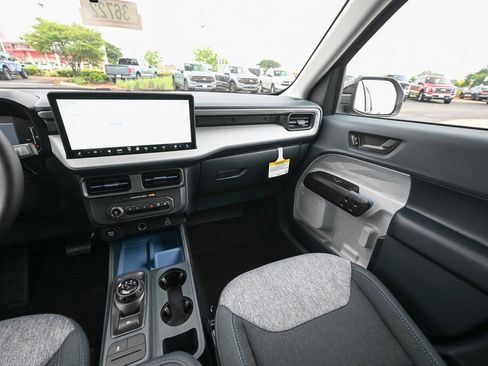 New 2025 Ford Maverick XLT w/ XLT Luxury Package image 27