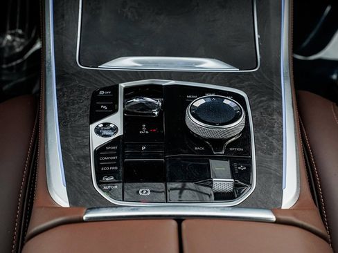 Certified 2025 BMW X5 M60i image 16