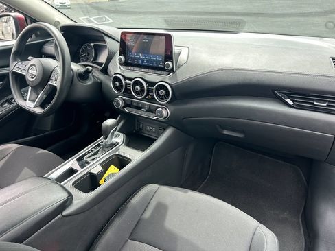 Used 2025 Nissan Sentra SV FWD image 30