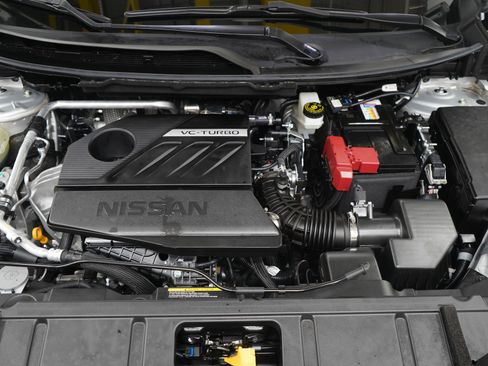 Used 2023 Nissan Rogue SV w/ SV Premium B Package image 31