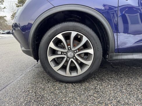 Used 2017 Nissan Juke SV image 4