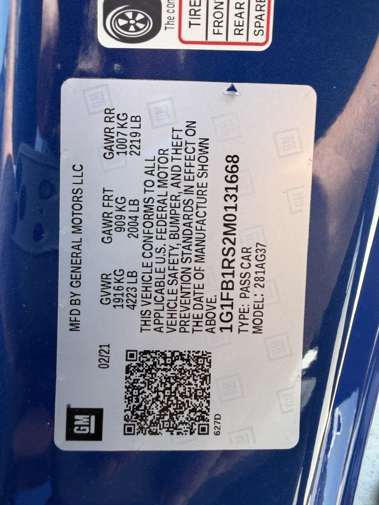 Used 2021 Chevrolet Camaro LT w/ RS Package RWD image 28