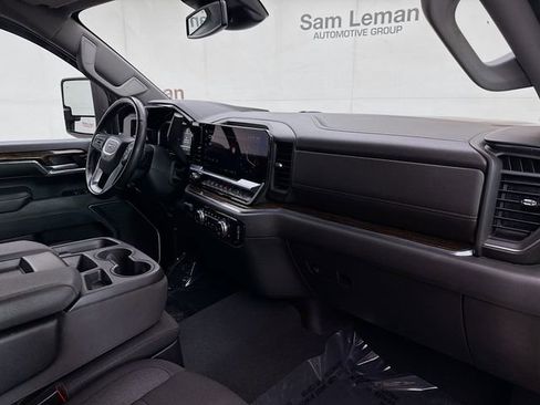 Used 2024 GMC Sierra 2500 SLE w/ SLE Value Package; image 30