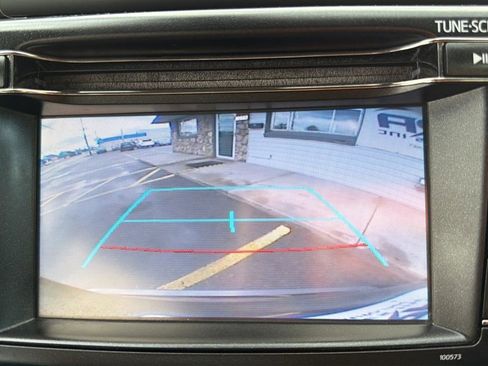 Used 2018 Toyota RAV4 LE w/ All Weather Liner Package AWD/4WD image 26