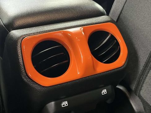 Used 2025 Jeep Wrangler Unlimited Sport AWD/4WD image 21