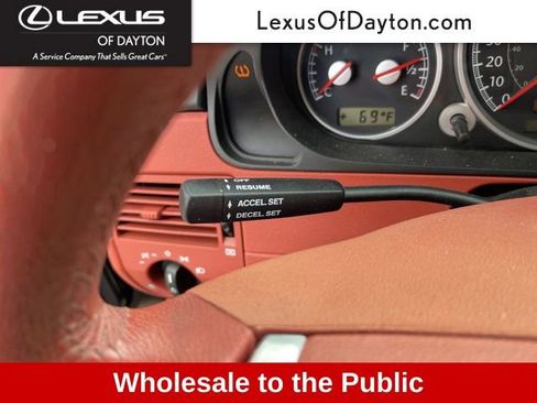 Used 2006 Chrysler Crossfire Limited RWD image 6