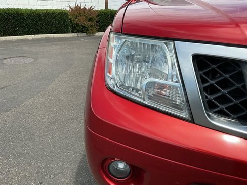 Used 2018 Nissan Frontier PRO-4X AWD/4WD image 7