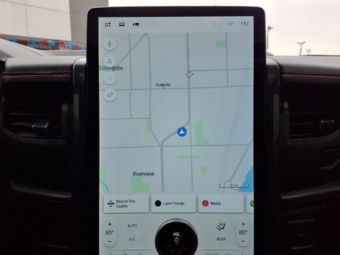 Used 2022 Ford Expedition Limited image 12