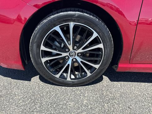 Used 2018 Toyota Camry SE w/ Protection Package (Q2) FWD image 25