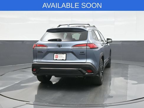 Used 2023 Toyota Corolla Cross AWD Hybrid w/ Convenience Package image 6