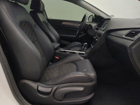 Used 2015 Hyundai Sonata Sport w/ Option Group 03 FWD image 21