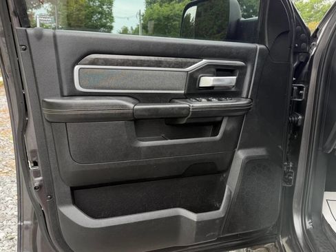 Used 2021 RAM 2500 Big Horn w/ Level B Equipment Group AWD/4WD image 15