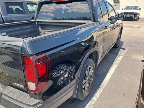 Used 2017 Honda Ridgeline Sport image 7