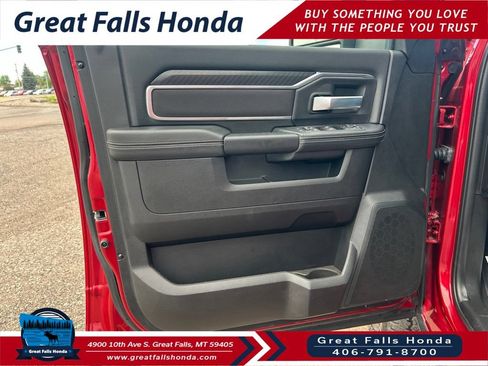 Used 2026 RAM 2500 Big Horn AWD/4WD image 10