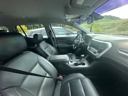 Used 2017 GMC Acadia SLT AWD/4WD image 27
