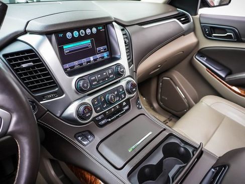 Used 2018 Chevrolet Tahoe Premier image 16